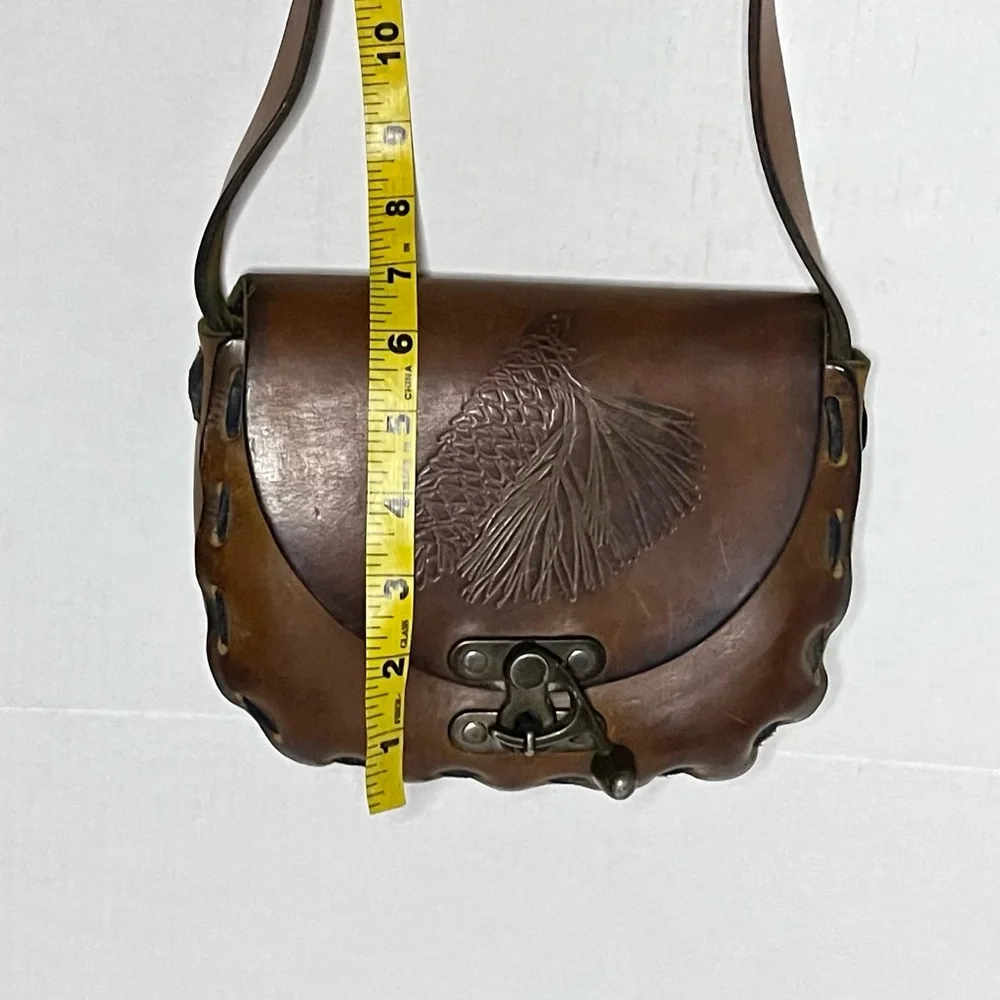 Vintage Tooled Leather Structured Crossbody Bag - Picture 14 of 15